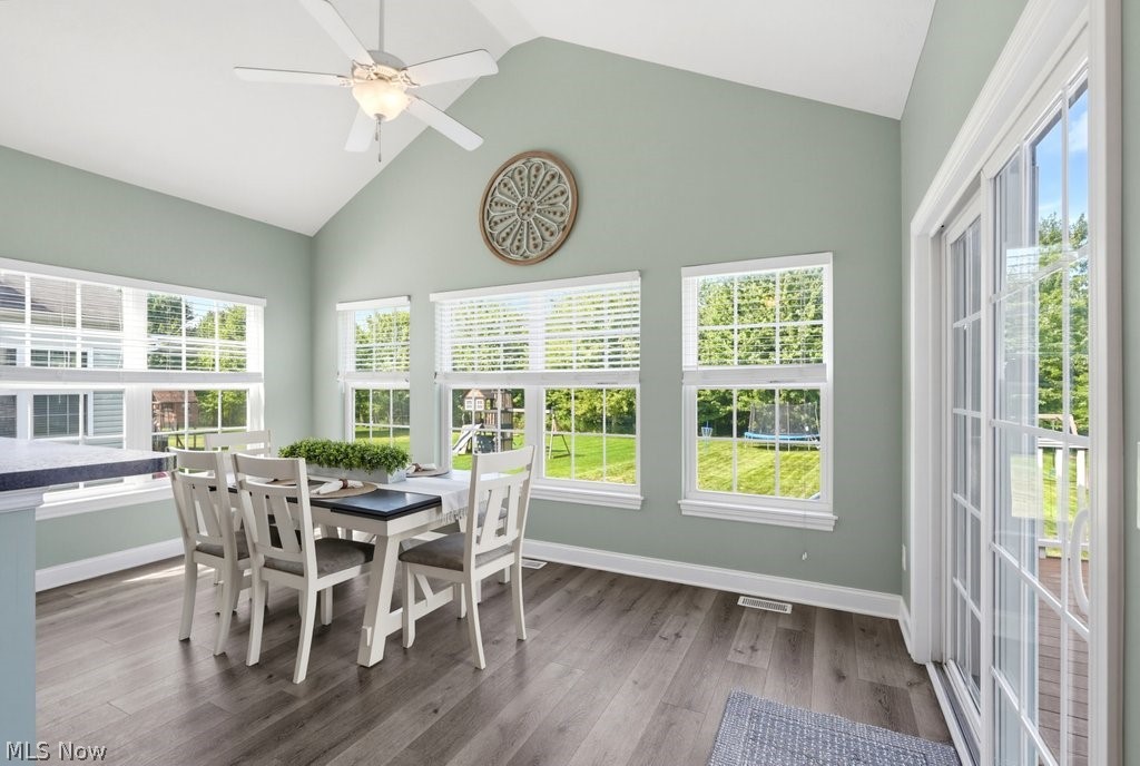882 Queens Gate Way Property Photo 16