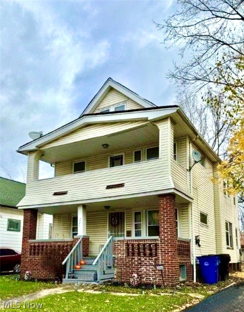 3045 E 130th Street 2/UP Property Photo 1