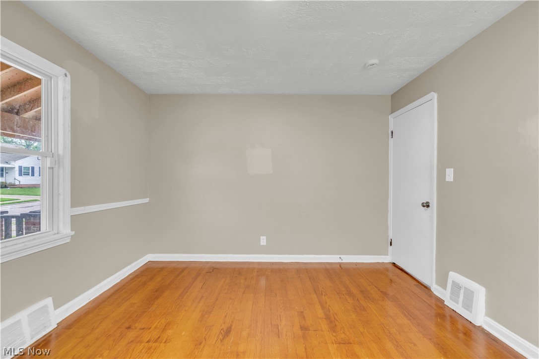 15901 Edgewood Avenue Property Photo 18