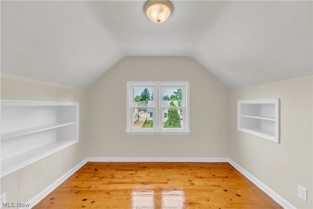 15901 Edgewood Avenue Property Photo 22
