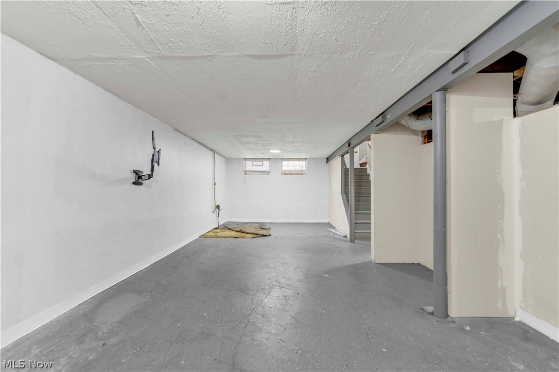 15901 Edgewood Avenue Property Photo 29