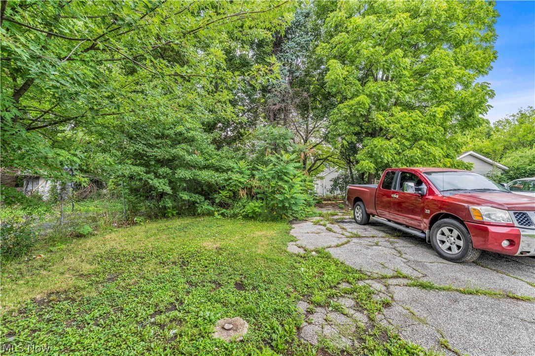 3617 E 57th Street 1/dn Property Photo 26