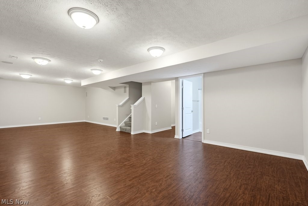 6572 Birchbark Avenue Ne Property Photo 46