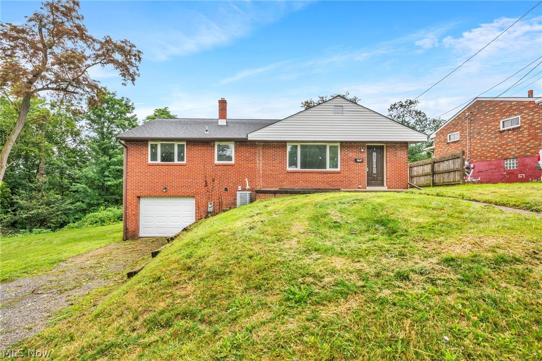 156 Greenwich Avenue Property Photo