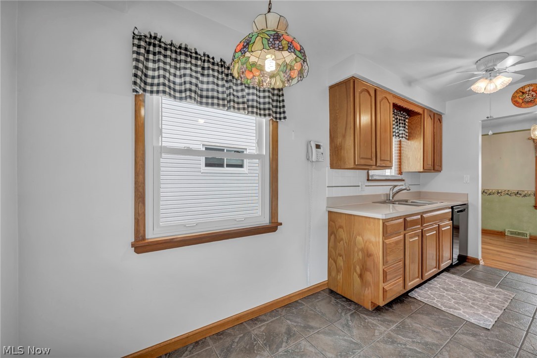 710 Bayridge Boulevard Property Photo 12