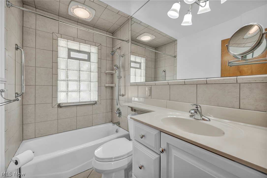 710 Bayridge Boulevard Property Photo 19