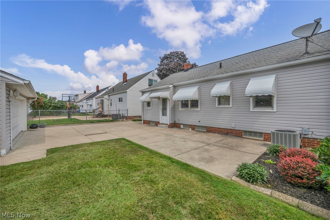 710 Bayridge Boulevard Property Photo 34