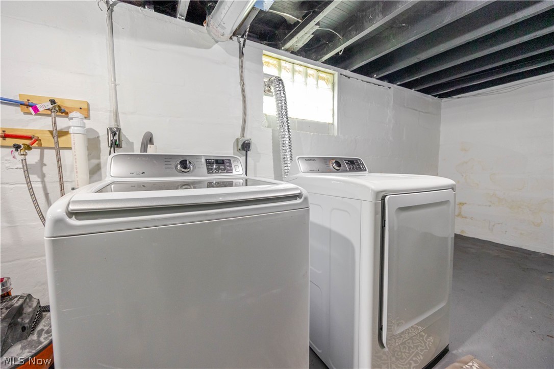 3282 W 38th Street Property Photo 43