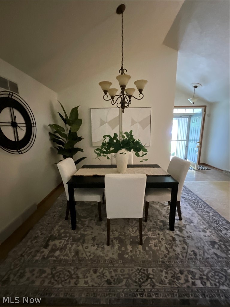 361 Hilltop Boulevard Property Photo 8