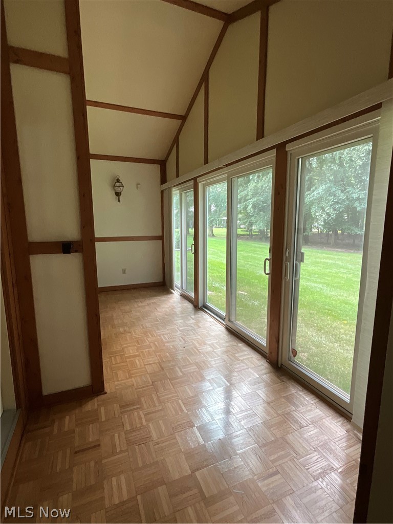 361 Hilltop Boulevard Property Photo 23