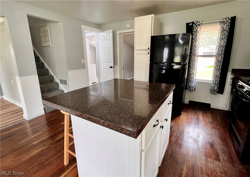 46 S River Street Property Photo 5