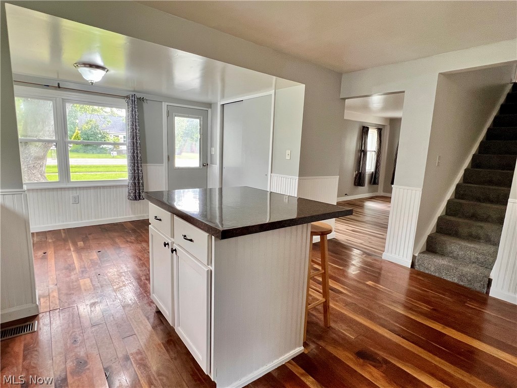 46 S River Street Property Photo 6