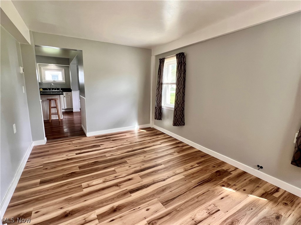 46 S River Street Property Photo 7
