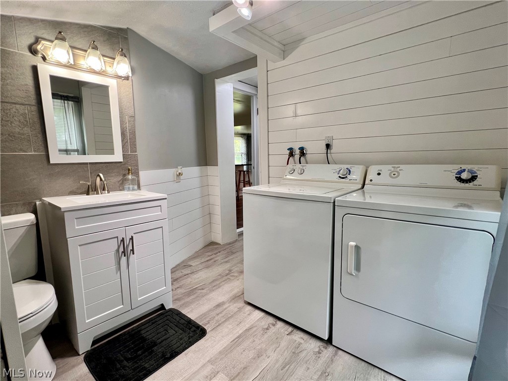 46 S River Street Property Photo 12