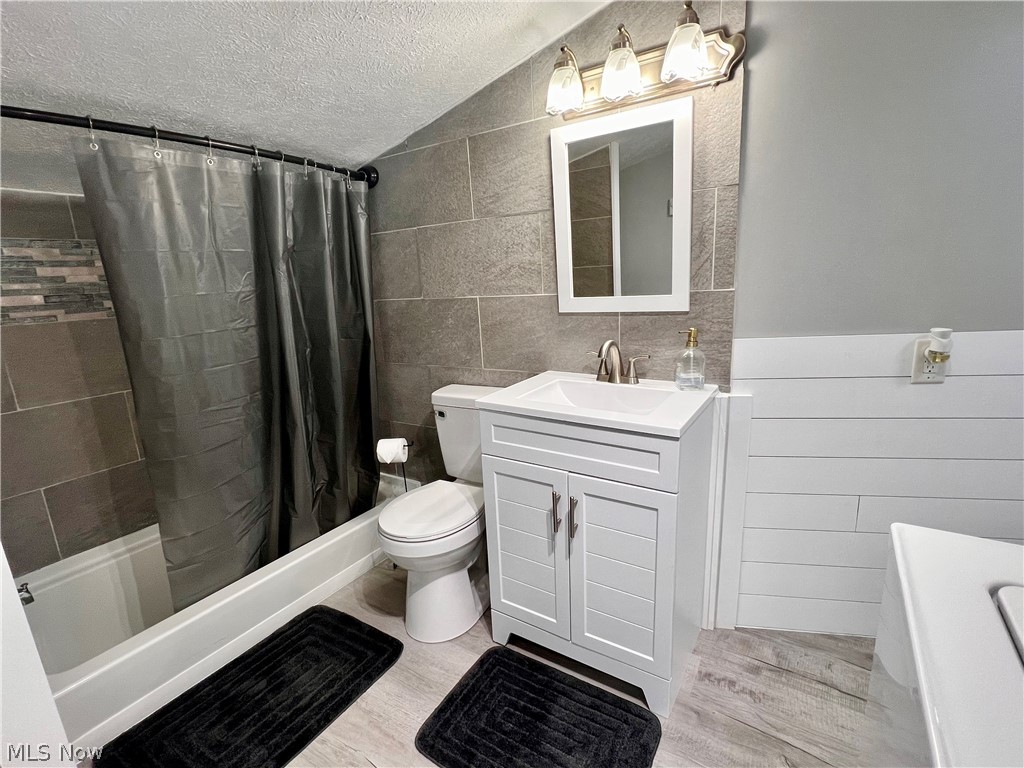 46 S River Street Property Photo 13