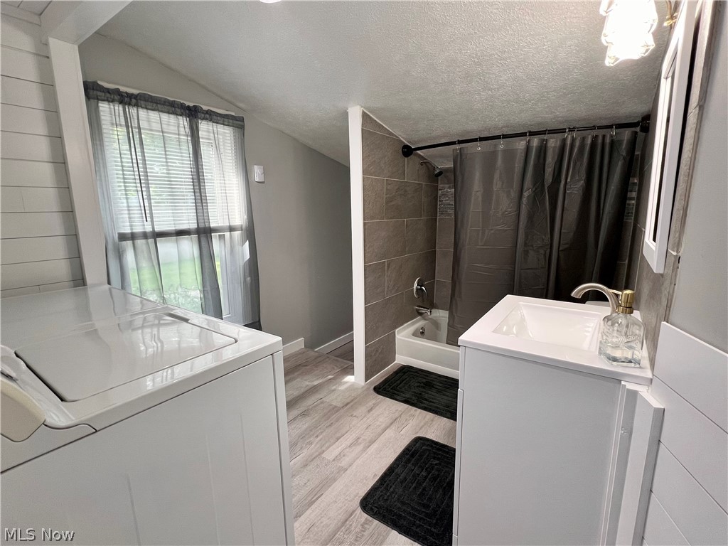46 S River Street Property Photo 15