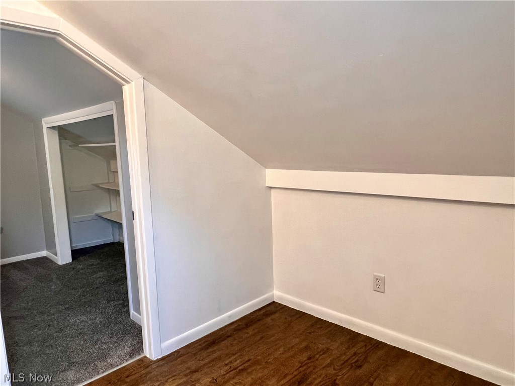 46 S River Street Property Photo 18