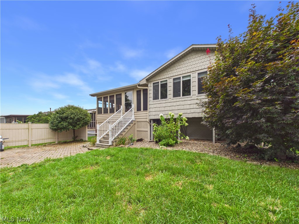3206 Charles Drive Property Photo 9