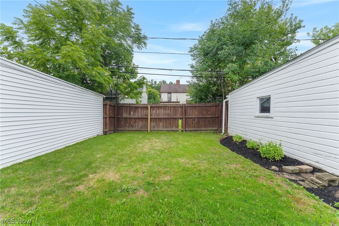 4338 Silsby Road Property Photo 16