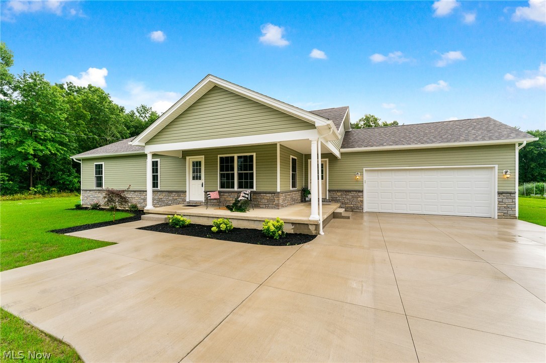 406 S Raccoon Road
