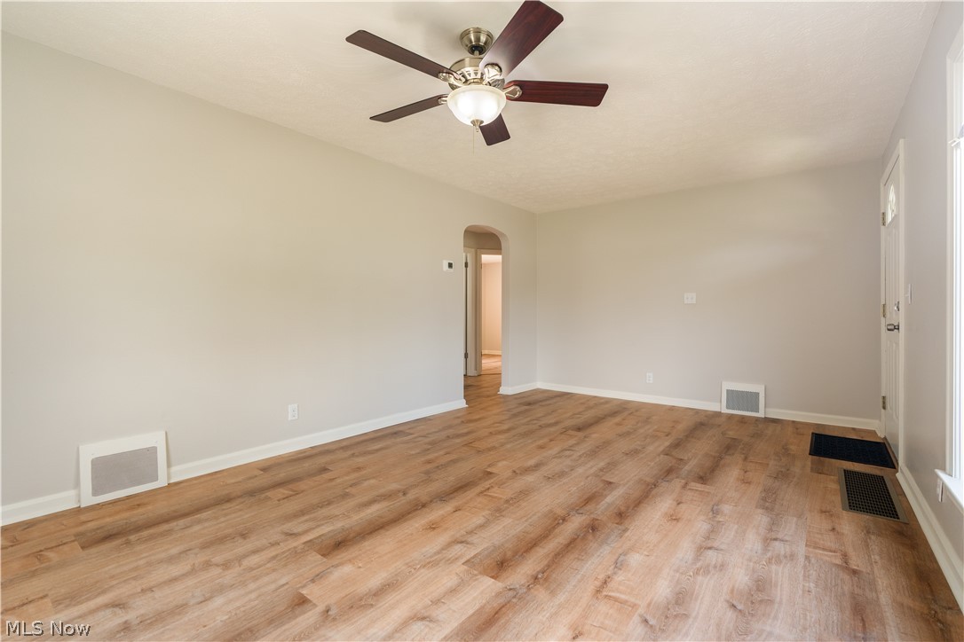 3008 Helen Place Nw Property Photo 14
