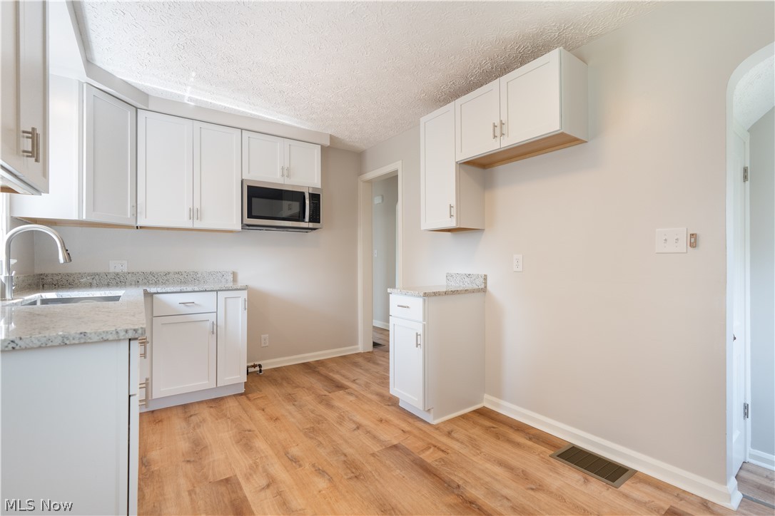 3008 Helen Place Nw Property Photo 21