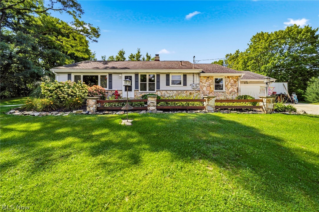 219 W Mennonite Road Property Photo 3