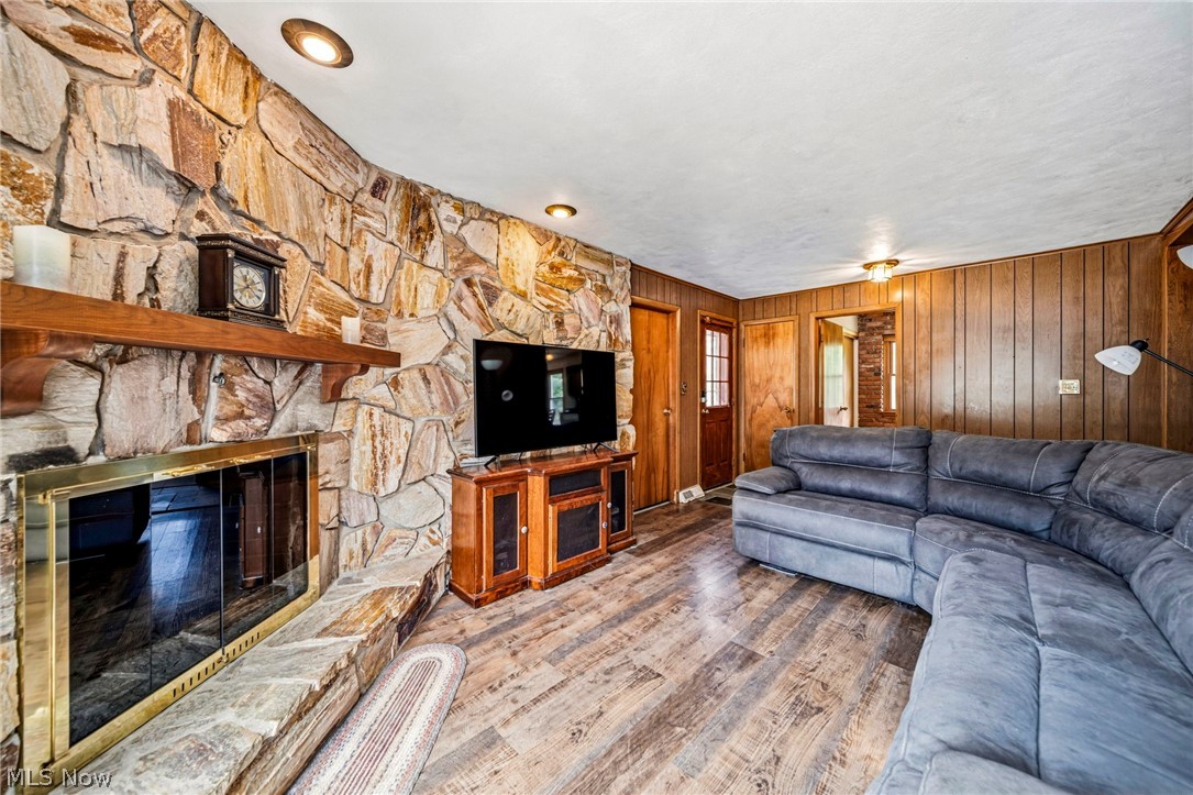 219 W Mennonite Road Property Photo 6
