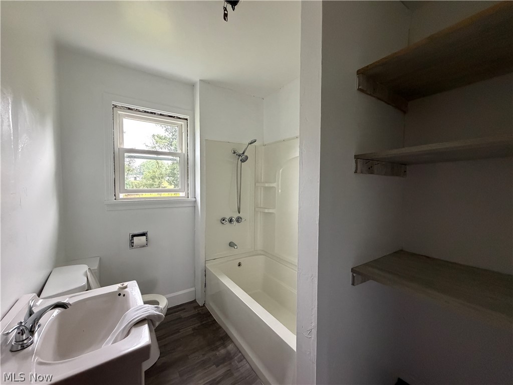 9267 Scio Rd Se Property Photo 8