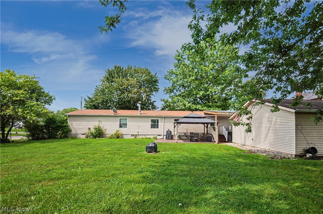 209 Cherry Avenue Property Photo 4