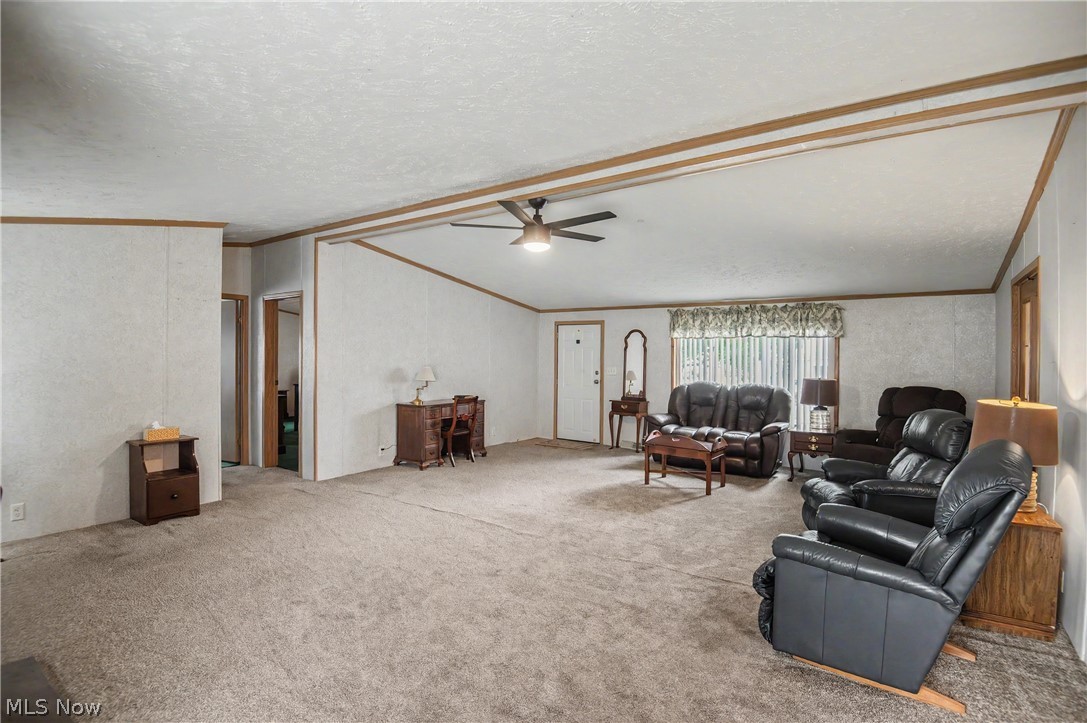 209 Cherry Avenue Property Photo 9