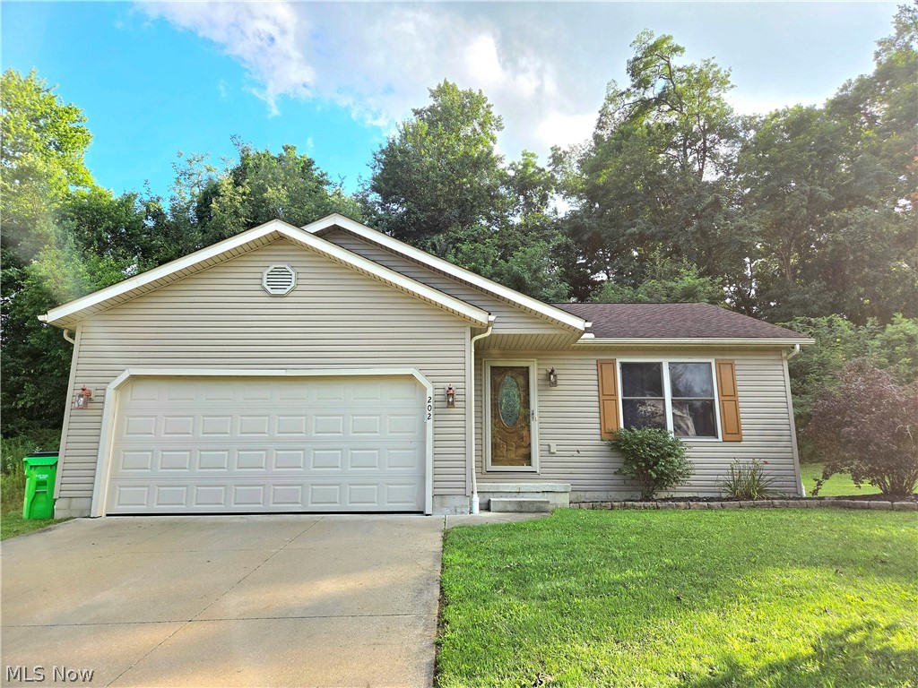 202 Home Street Property Photo 1