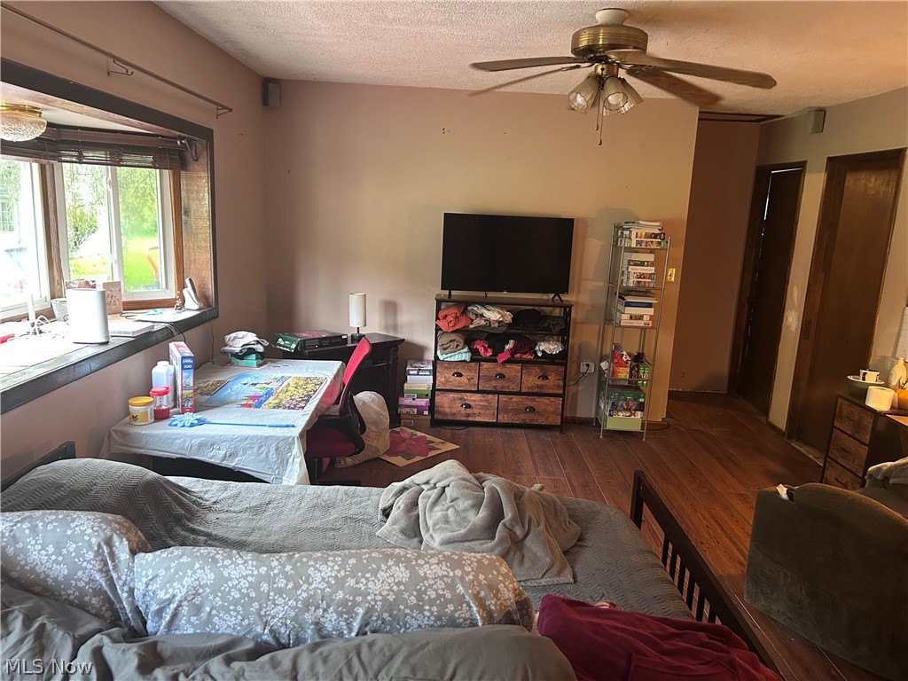 48013 E Brown Peavine Road Property Photo 12