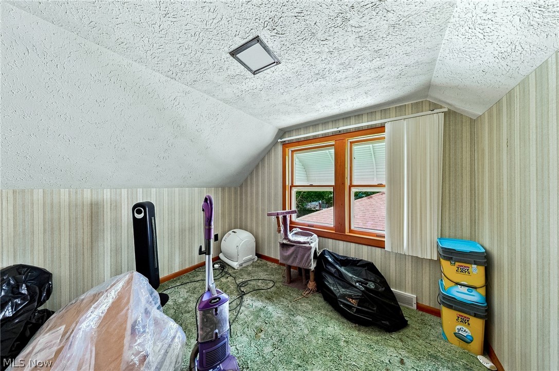 1815 Daniels Avenue Property Photo 17