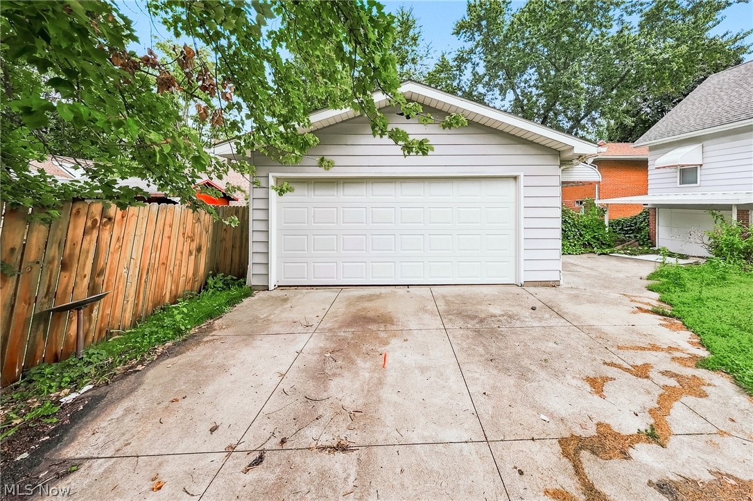 1815 Daniels Avenue Property Photo 29