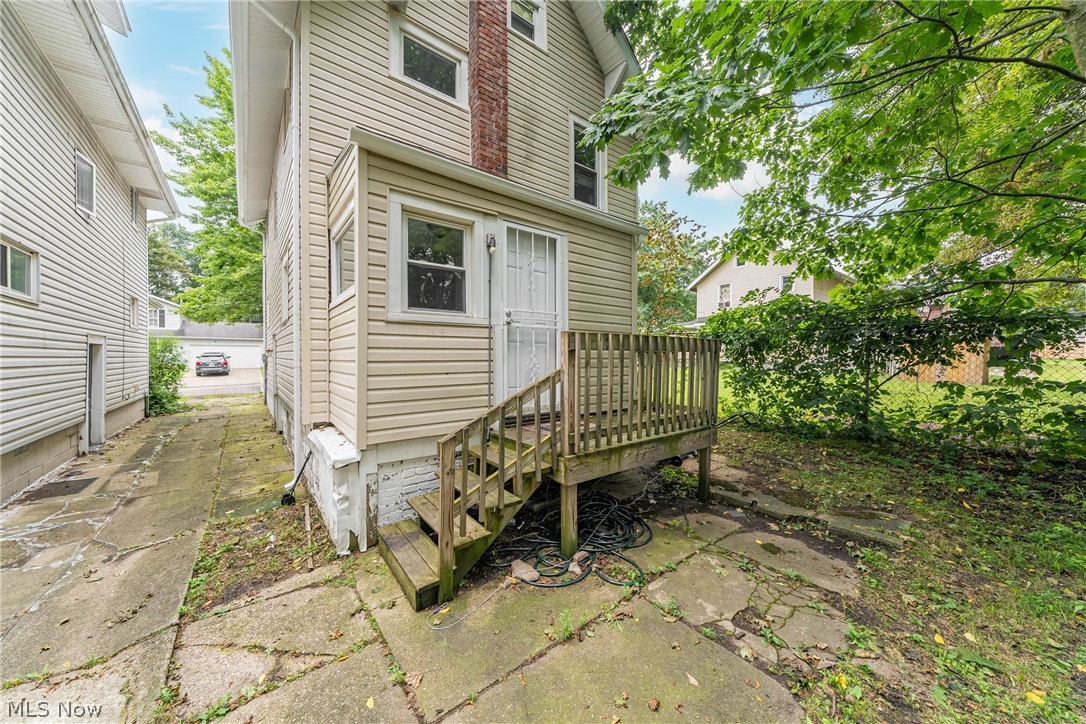 762 Garfield Street Property Photo 3