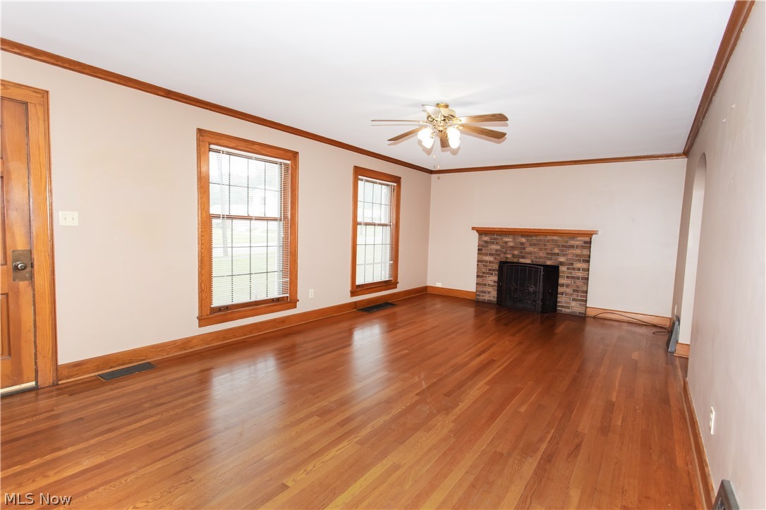655 E Liberty Street Property Photo 4
