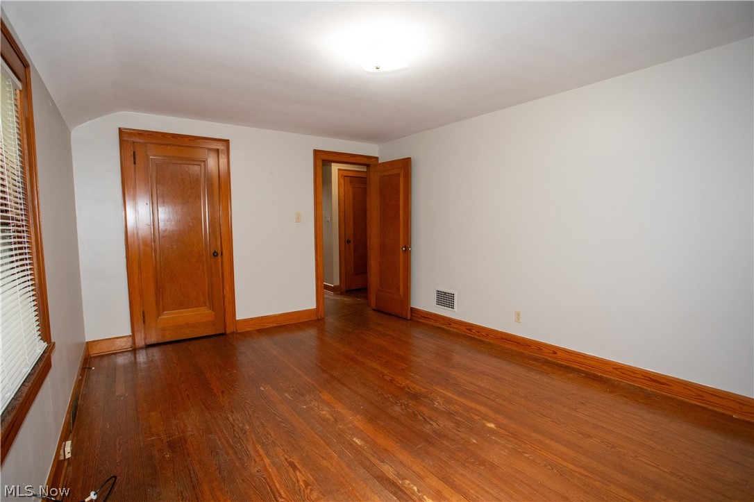 655 E Liberty Street Property Photo 9