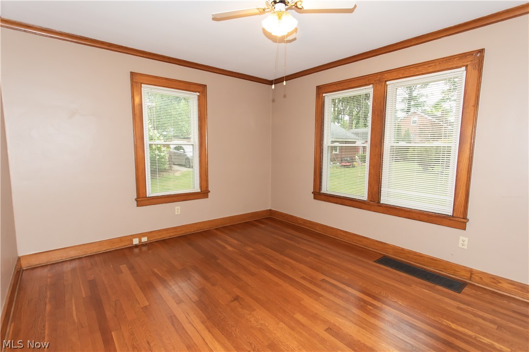 655 E Liberty Street Property Photo 11