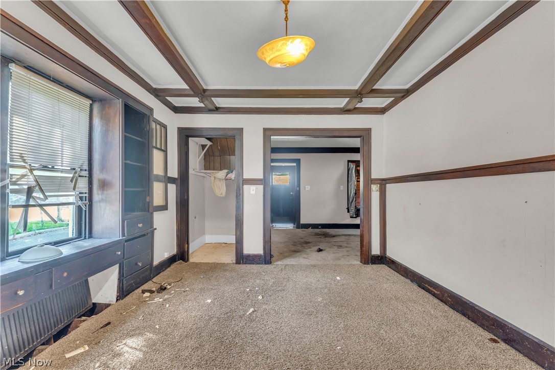 845 Dayton Street Property Photo 8