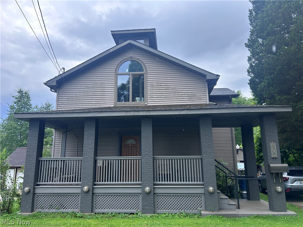 805 5th Street Property Photo 1