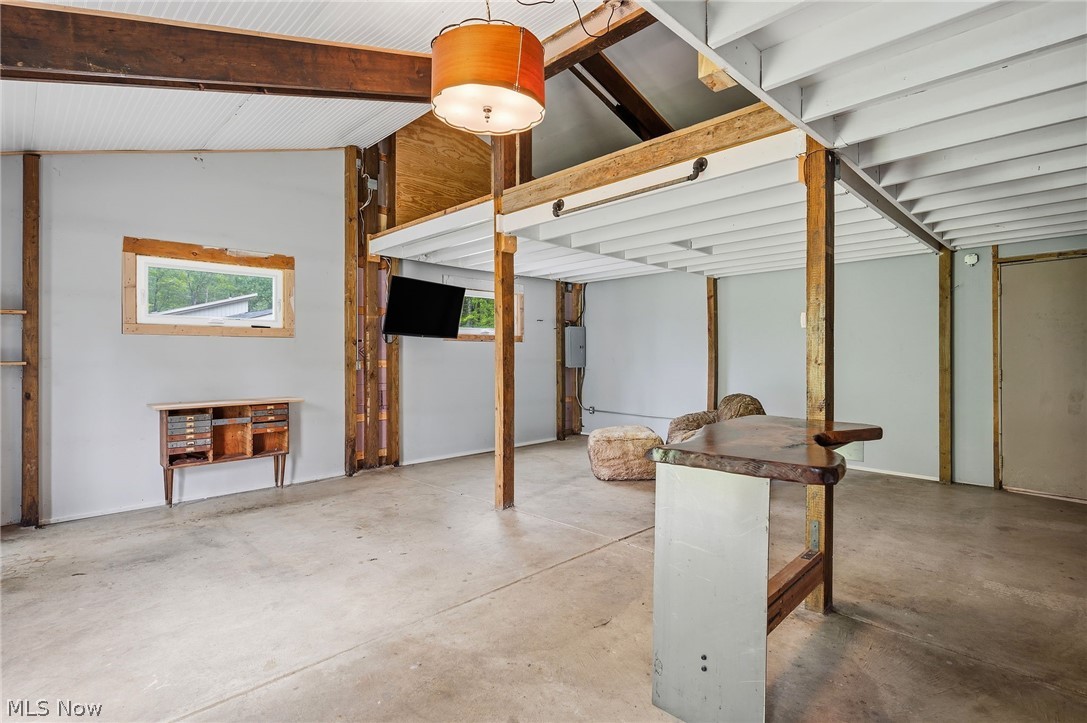 8995 Knotty Pine Lane Property Photo 42