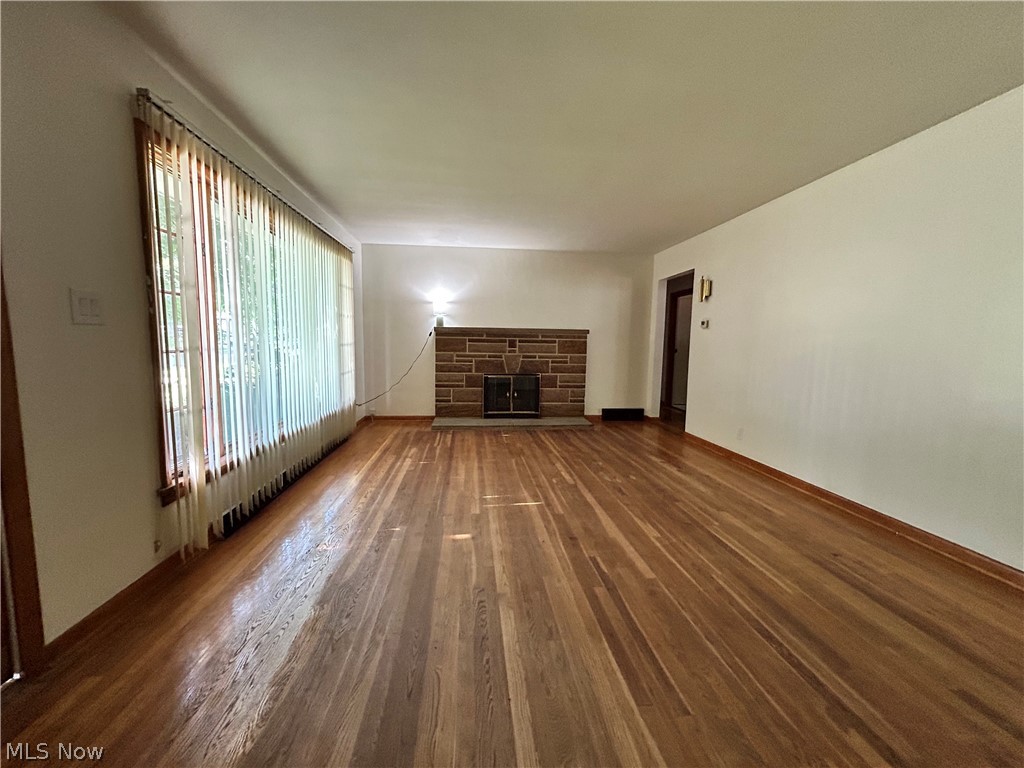 443 Lansing Road Property Photo 6