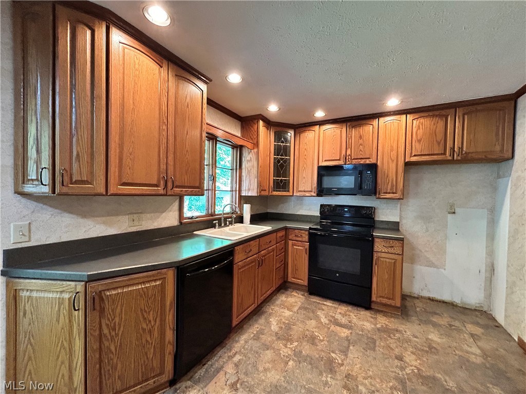 443 Lansing Road Property Photo 11