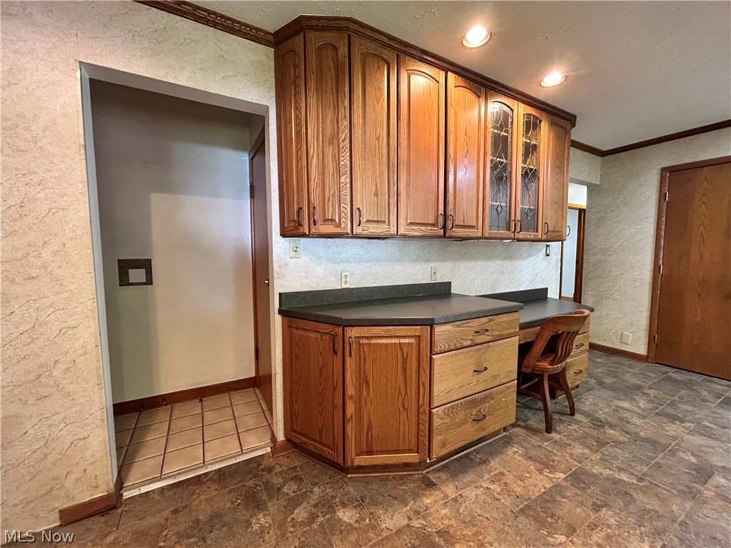 443 Lansing Road Property Photo 12