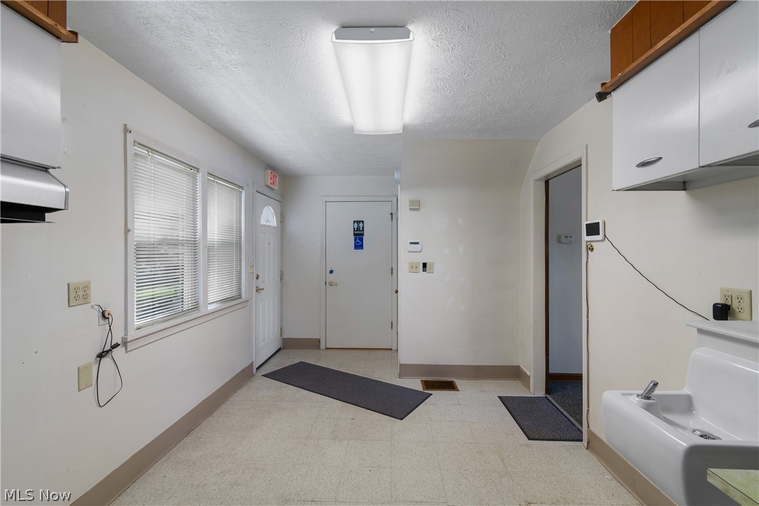 1850 Whipple Avenue Nw Property Photo 10
