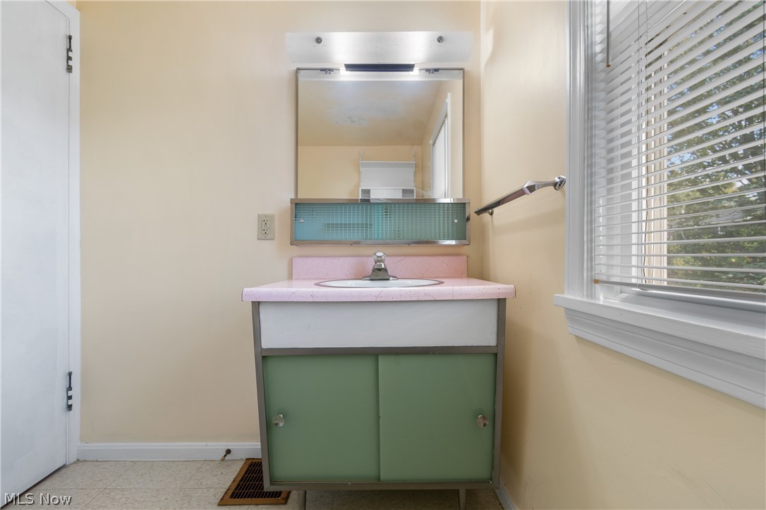 1850 Whipple Avenue Nw Property Photo 17