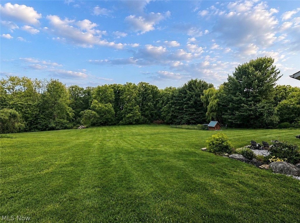 2976 Greenleaf Road Property Photo 4