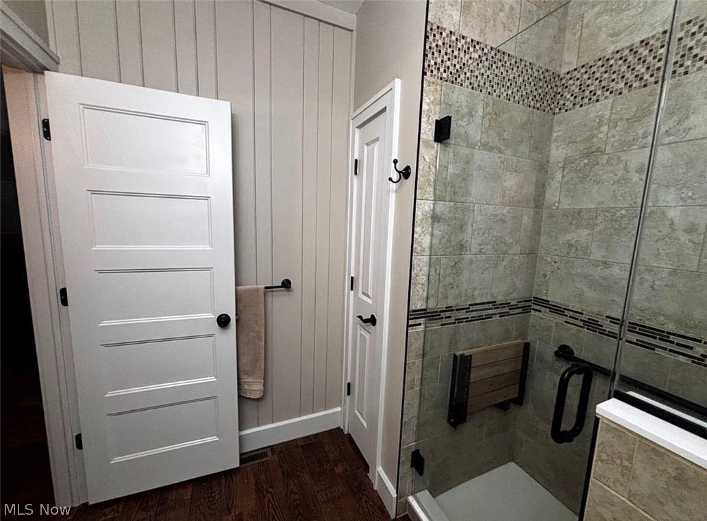 2976 Greenleaf Road Property Photo 16