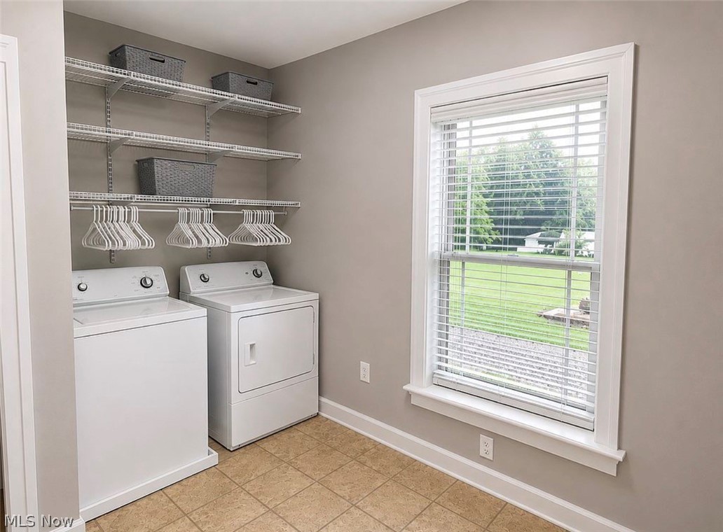 2976 Greenleaf Road Property Photo 17